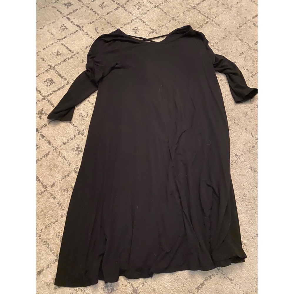 Black dress with mid sleeve